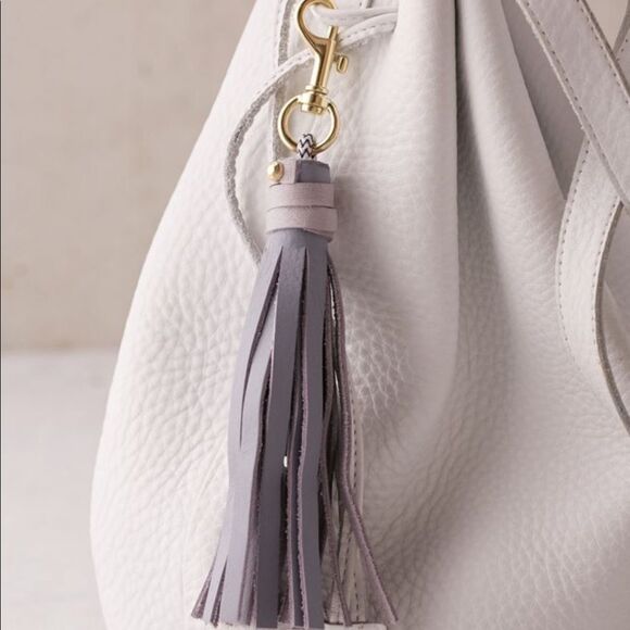NWT UO USB Leather Tassel Keychain + Charger Cord - Picture 3 of 3